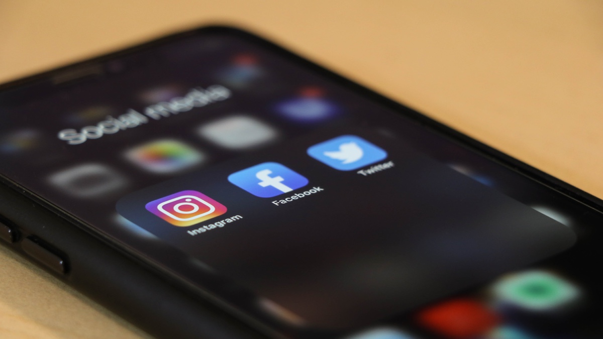 Social Media Marketing For People Who Hate Doing It
